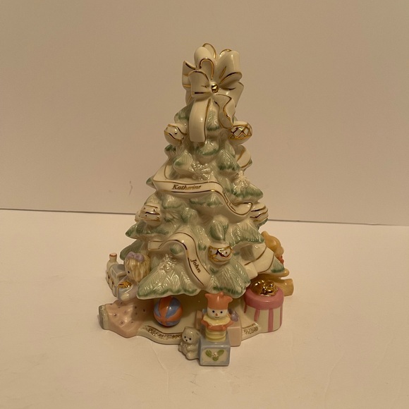 Lenox Porcelain Holiday Traditions Christmas Tree 8”H . Gold Trim. S 569-126 - Picture 1 of 7